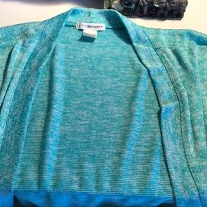 A T-shirt cardigan